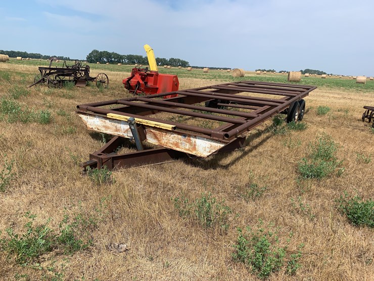 hay-trailer-image-1