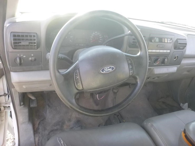2006-ford-f350-image-12