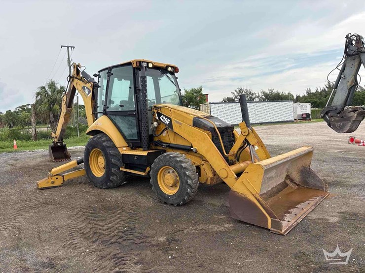 2013-caterpillar-430f-image-2