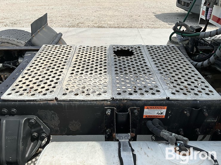 2015-kenworth-t680-image-20