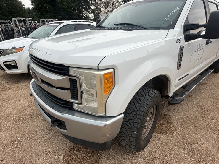 2017-ford-f250-image-18