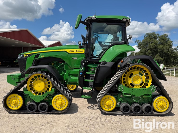 2021-john-deere-8rx-410-image-8