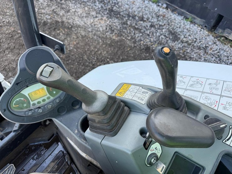 2023-bobcat-e35i-image-26