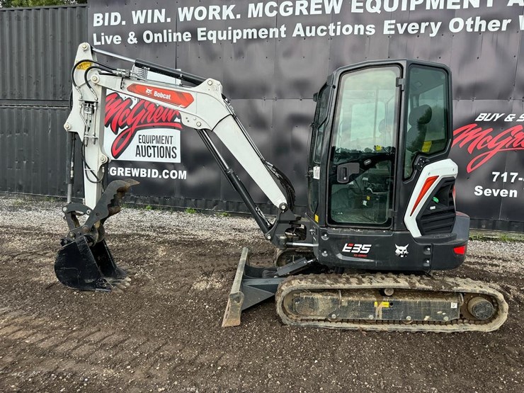 2023-bobcat-e35i-image-3