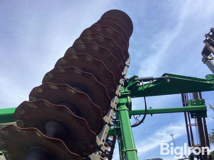 2012-john-deere-2623-image-12