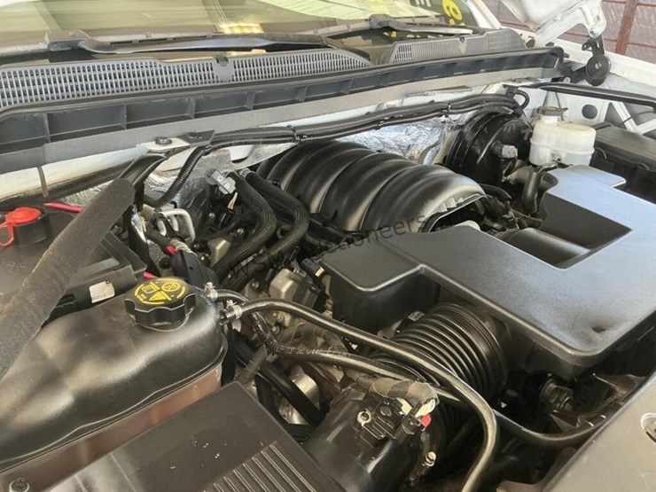 2018-chevrolet-silverado-1500-image-13