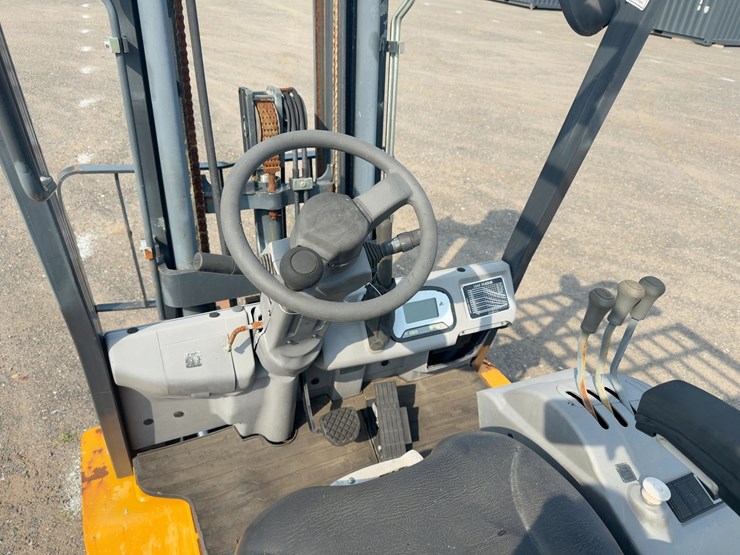 inoperable---2019-liugong-clg2025a-s-electric-forklift-image-18