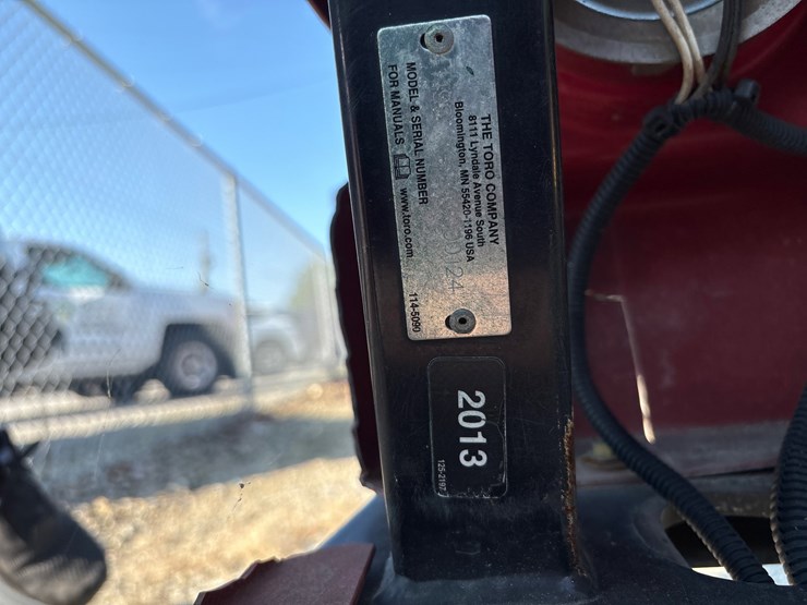 2013-toro-multi-pro-1200-image-14