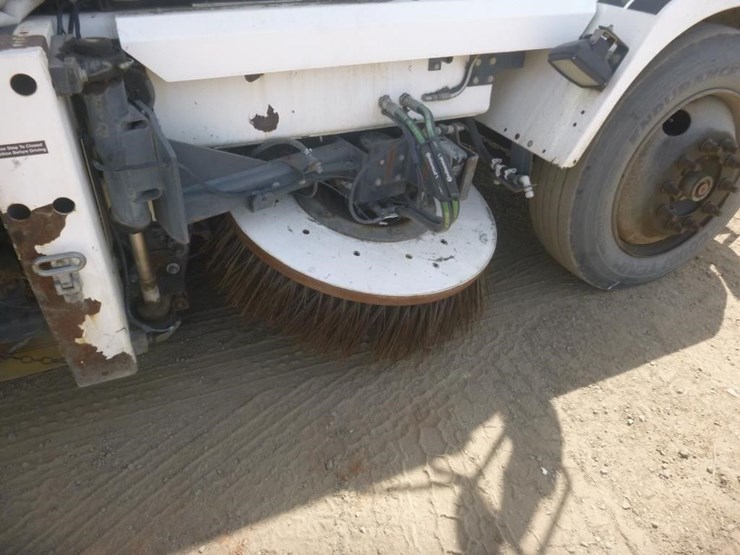 2013-global-m4-sweeper-image-9