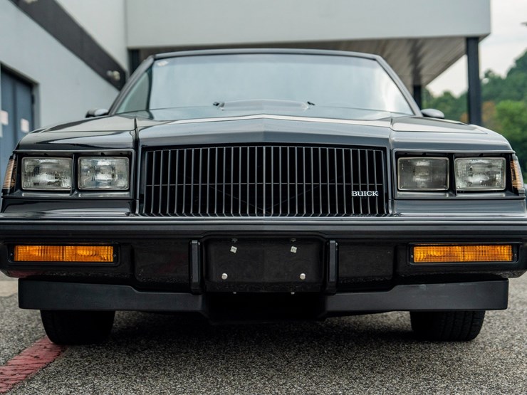 #113-•-1987-buick-grand-national-image-2