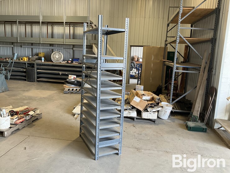 shelving-unit-w/adjustable-shelves-image-4