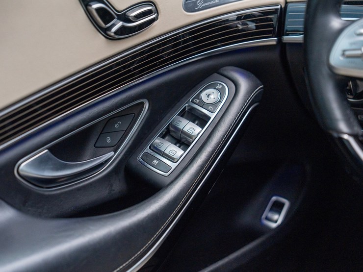 #103-•-2020-mercedes-benz-s560-sedan-image-77