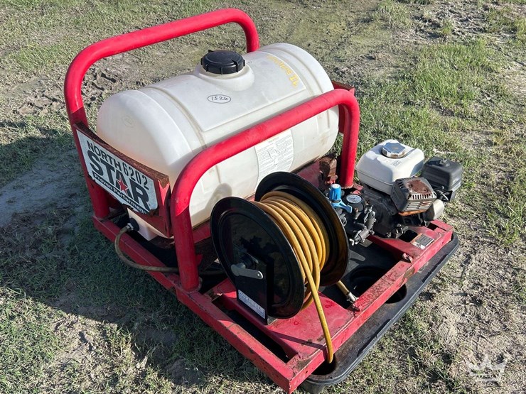 2014-north-star-portable-pressure-washer-w/-water-tank-image-4