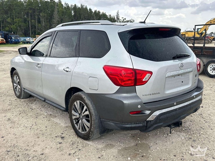 2018-nissan-pathfinder-image-4