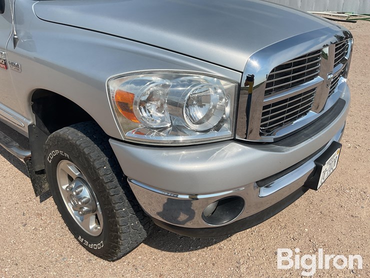 2008-dodge-2500-image-17
