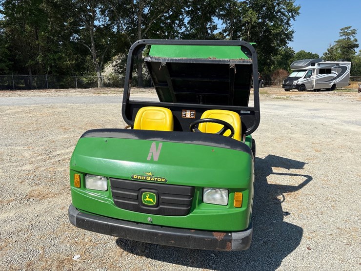 #1035-•-used-2005-john-deere-2030-progator-diesel-image-5