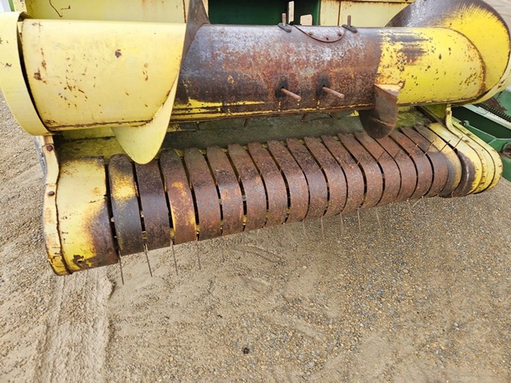 john-deere-3800-image-11