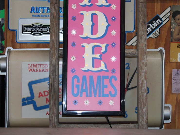 #290-•-arcade-sign-image-3