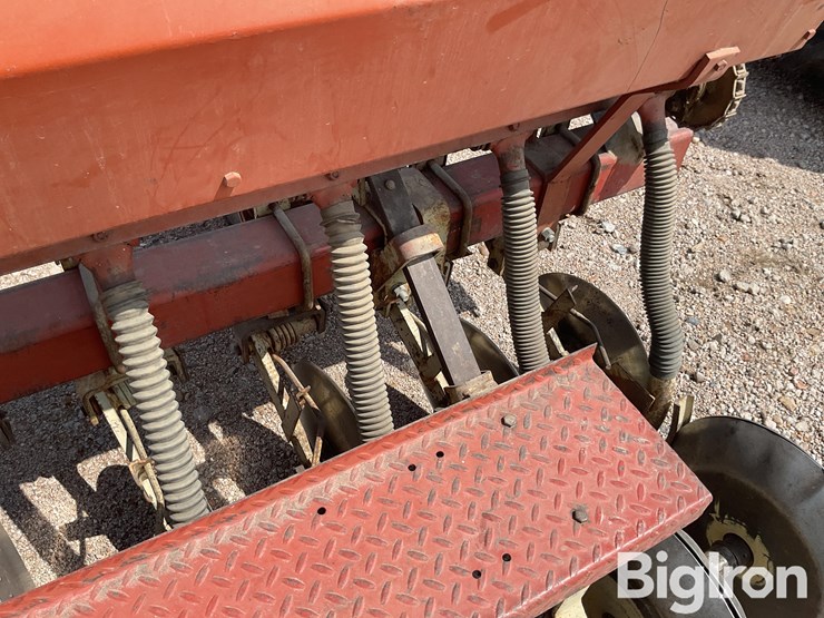 crustbuster-3-pt-disk-drill-image-20