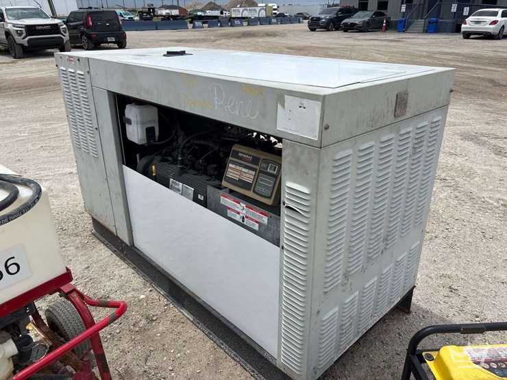 2013-generac-natural-gas-generator-image-8
