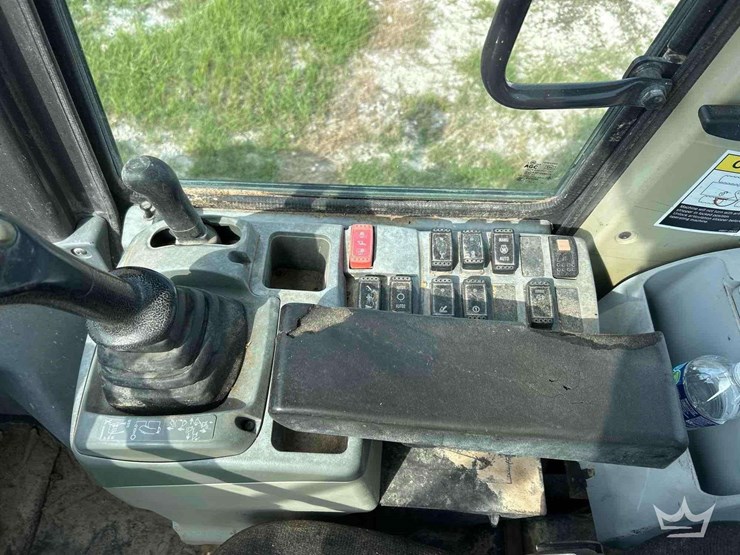 2021-hitachi-zw180-6-image-28