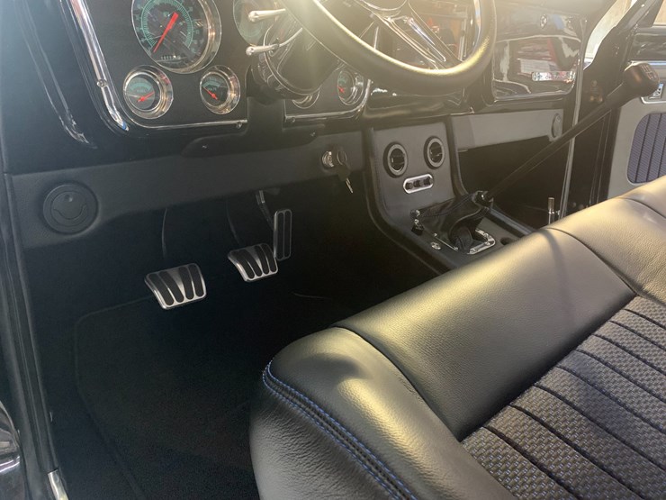 1969-chevrolet-c20-image-9