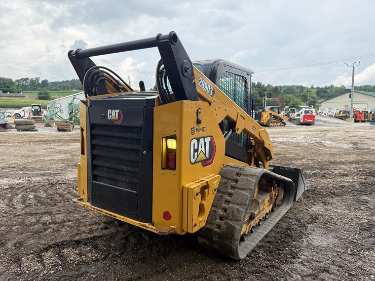 2020-caterpillar-289d3-image-4