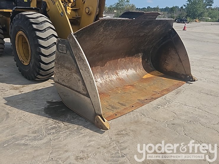 2014-caterpillar-938k-image-9