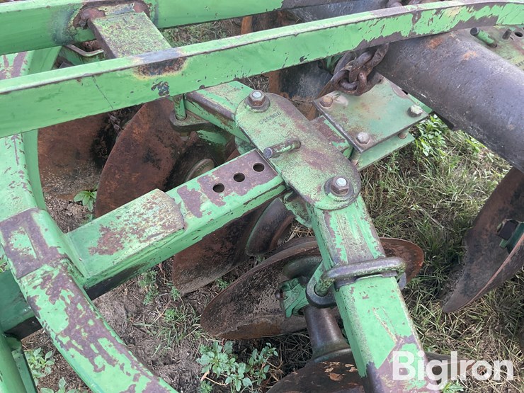 john-deere-tandem-disk-image-16