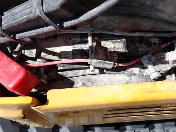2021-deere-17g-image-17