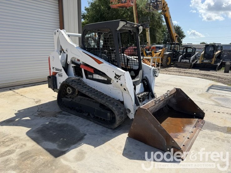 2019-bobcat-t595-image-5