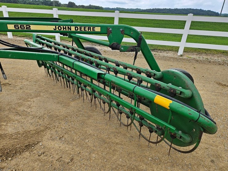 john-deere-662-image-15