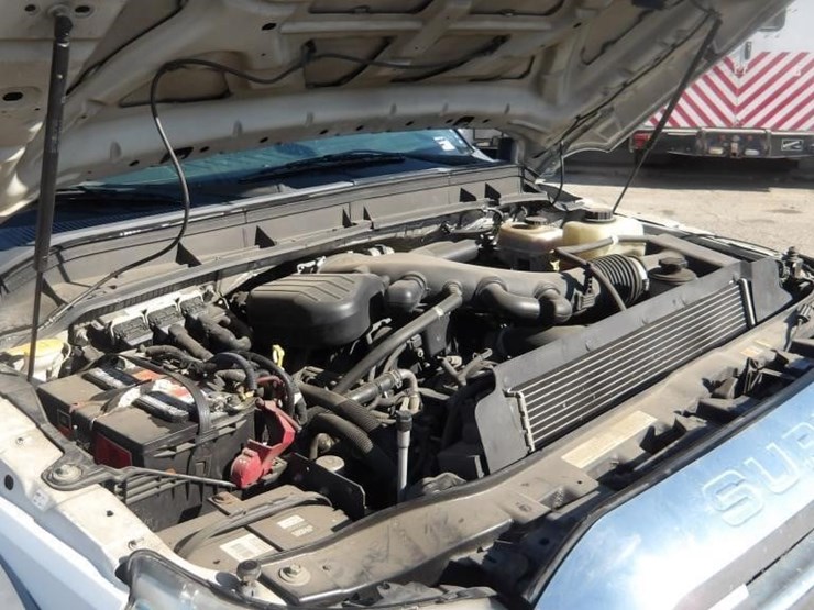 2011-ford-f550-image-9