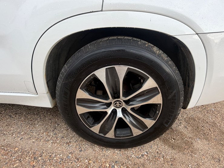 2011-kia-sorento-image-13