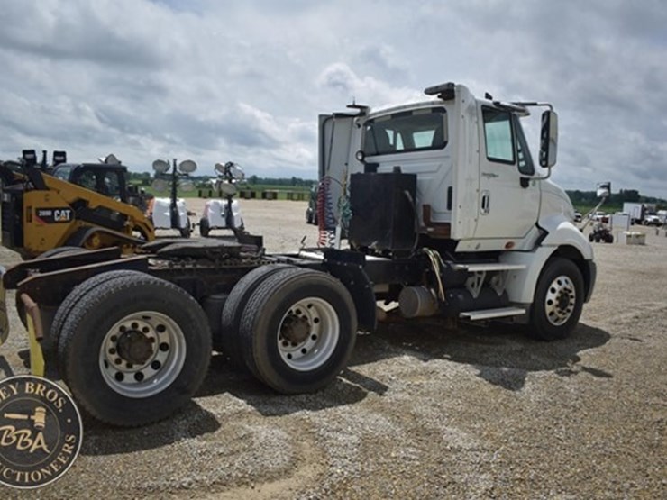2014-international-prostar-image-88