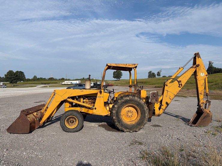 john-deere-302-image-4