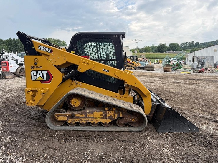 2020-caterpillar-289d3-image-5