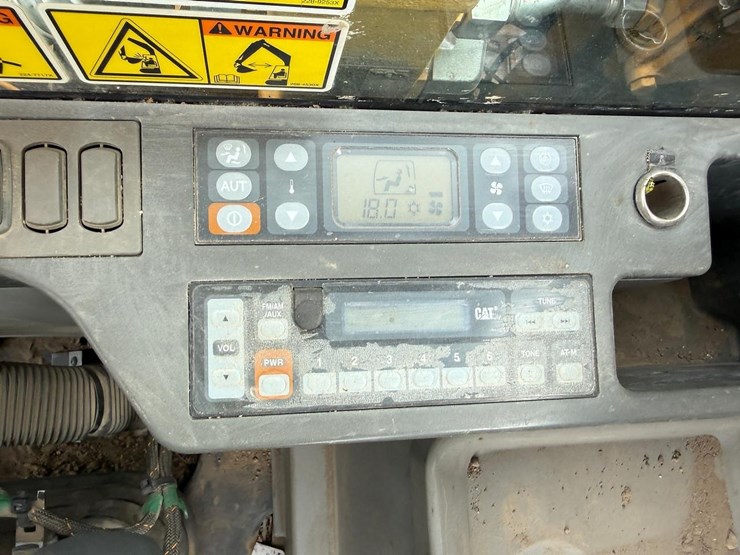 2014-caterpillar-312e-image-28