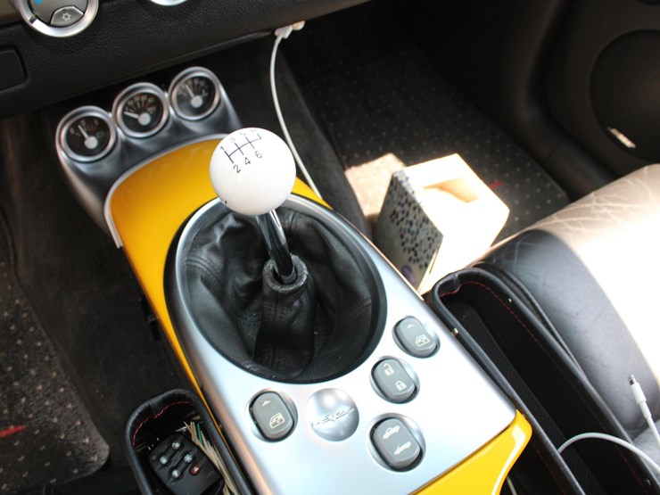 #135-•-offered-at-no-reserve-|-2005-chevrolet-ssr-image-22