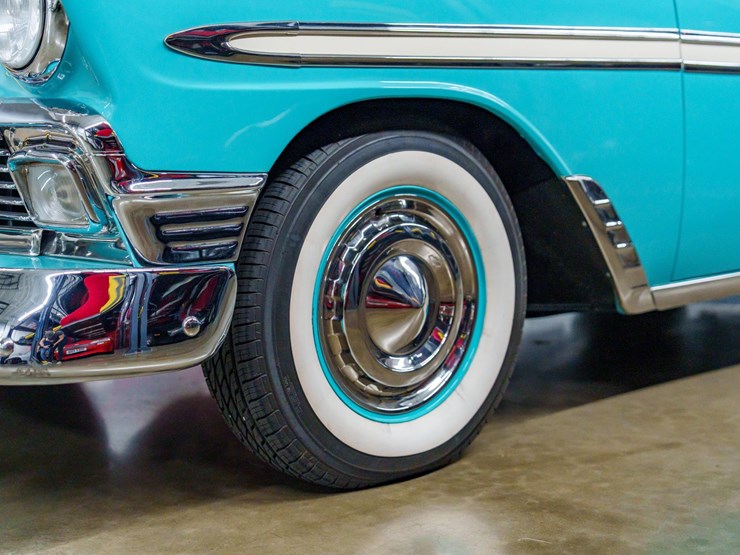 #100-•-1956-chevrolet-bel-air-convertible-image-15