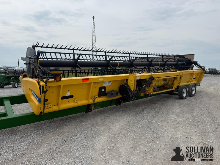 new-holland-880cf-35-image-7