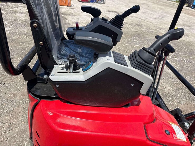 2026-sdline-sdee22-mini-excavator-image-9