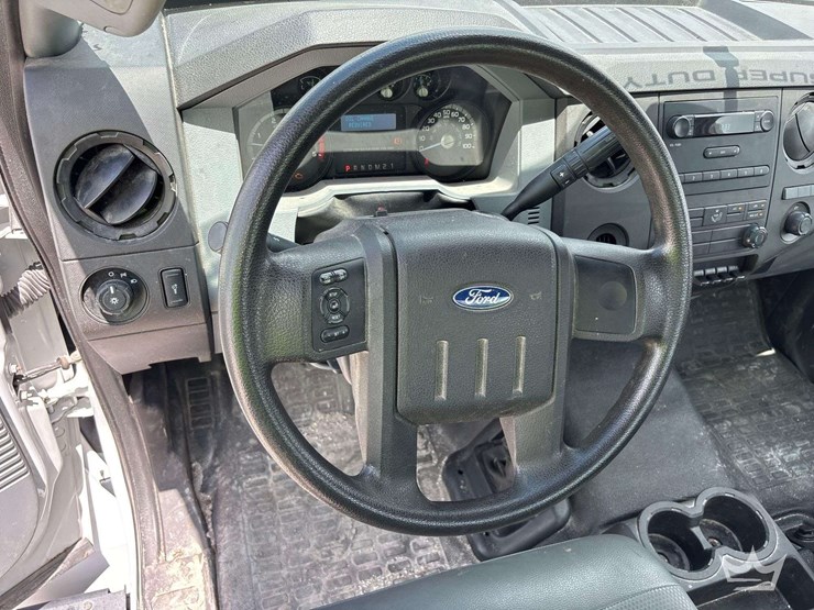 2016-ford-f650-image-35