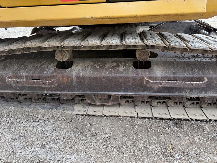 2014-caterpillar-312e-image-13
