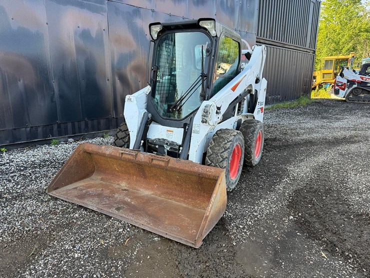 2017-bobcat-s570-image-8