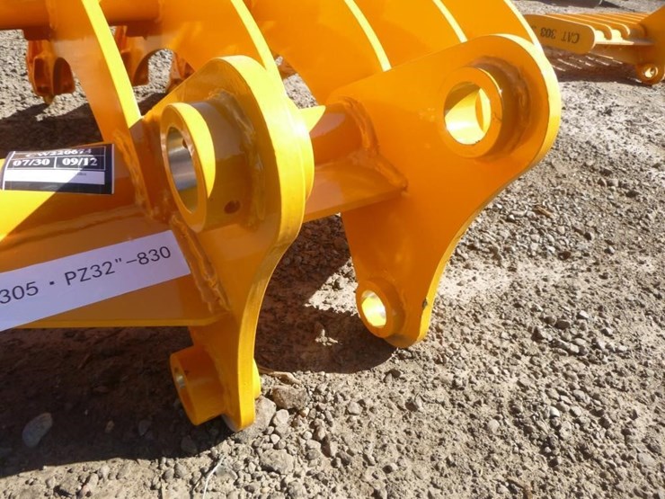 caterpillar-305-image-5
