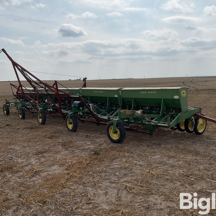 JOHN DEERE LZ812