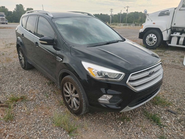2017-ford-escape-image-5