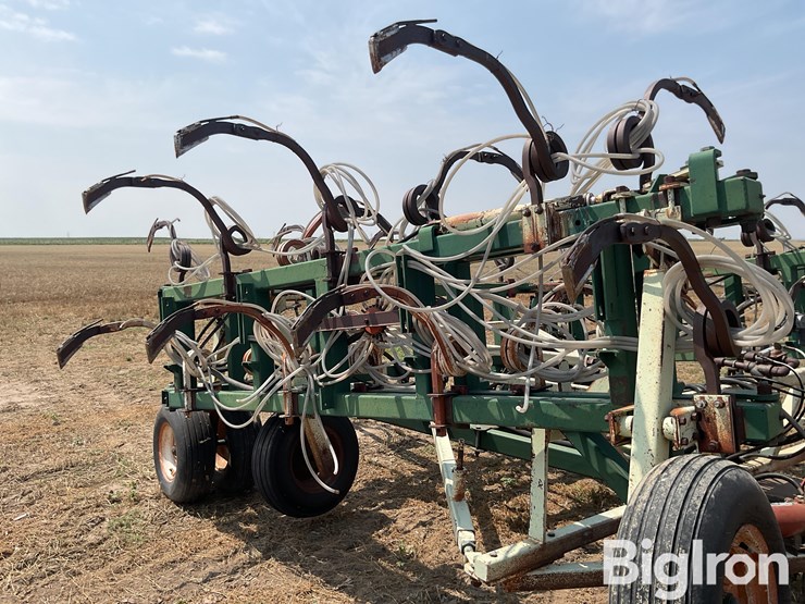flex-king-anhydrous-ammonia-applicator-image-13