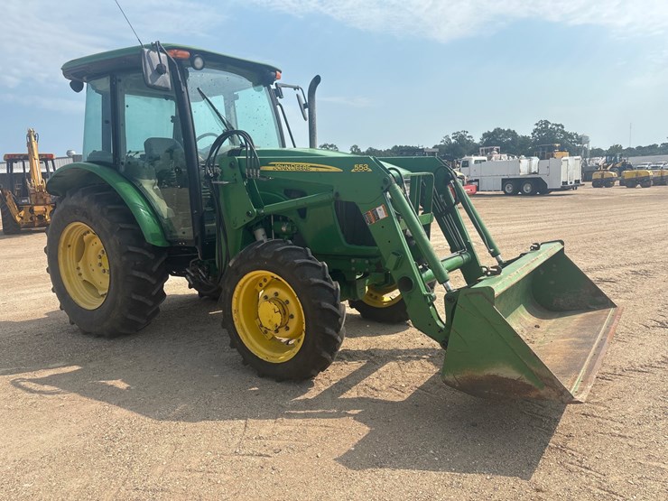2012-john-deere-5083e-image-2